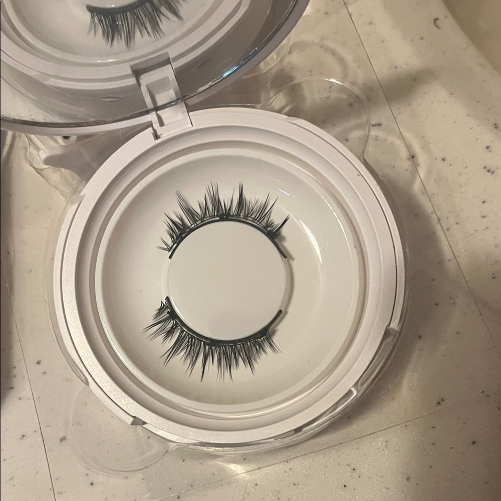 Black magnetic False Eyelashes